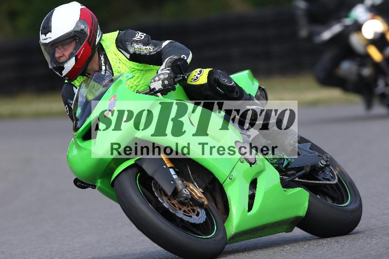 /Archiv-2022/25 16.06.2022 TZ Motorsport ADR/Gruppe gruen/8